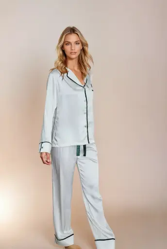 Pijama Luxo Branco Cetim de Seda Longo 